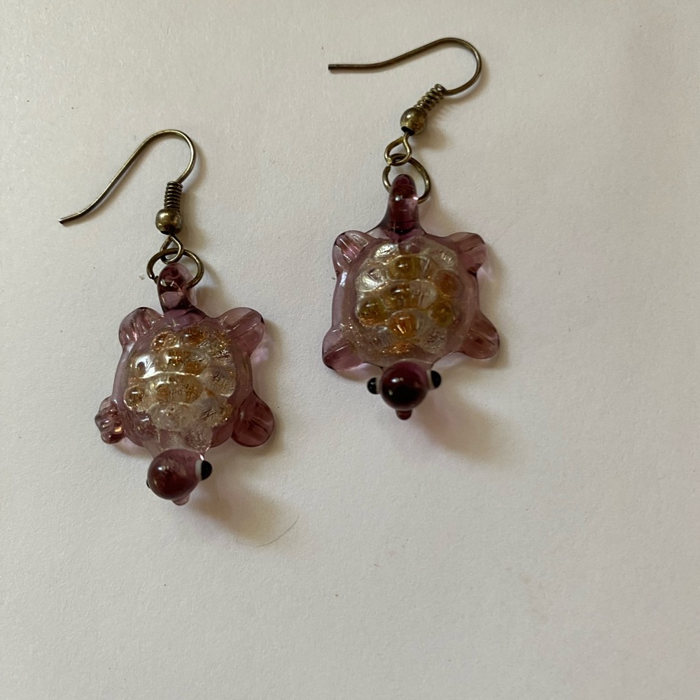 Glass purple turtle earrings